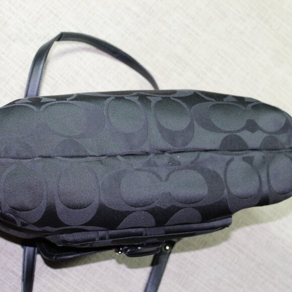 Black Coach Campbell Signature Carryall Purse - LIKE NEW - Picture 10 of 14